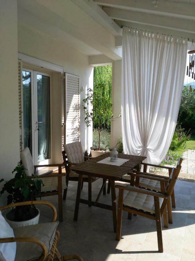 I Salici Villa Marina di Massa Luaran gambar